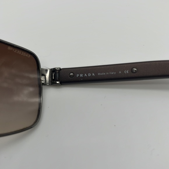 PRADA Ombré Sunglasses w/ hard case - Picture 4 of 7